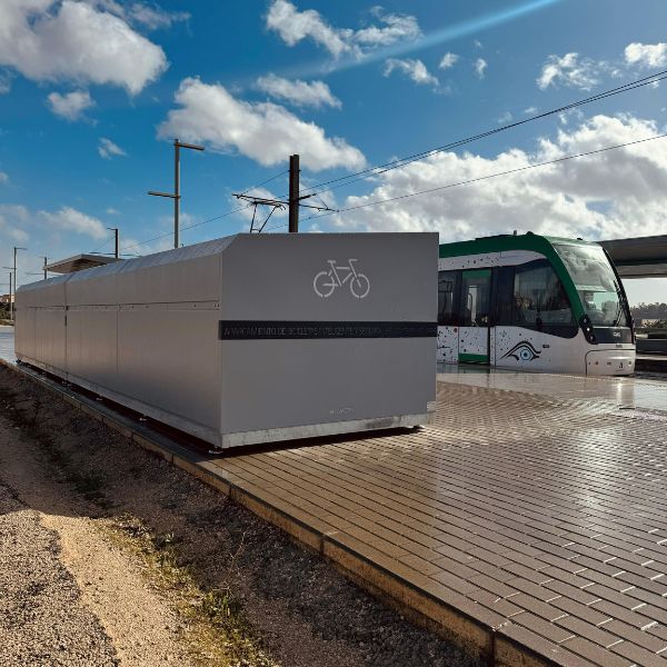 aparcamientos bicicletas plaza castilla